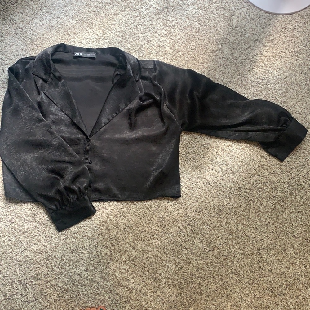 Zara Cropped Shirt
